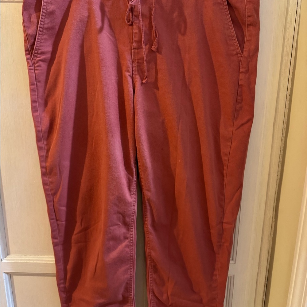 Women’s Salmon Liverpool Capris Size 14